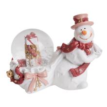 POLYRESINOVÁ SNEHOVÁ GUĽA SO SNEHULIAKOM DARČEK FIALOVÁ