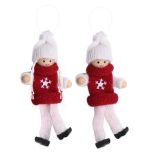 ZÁVESNÁ DEKORÁCIA CHLAPEC ALEBO DIEVČA, VZOR SNEHOVÝCH VLOČIEK, ČERVENÁ A BIELA