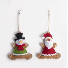 DEKOR PLSŤ ZÁVESNÝ PERNÍKOVÝ SNEHULIAK/SANTA,