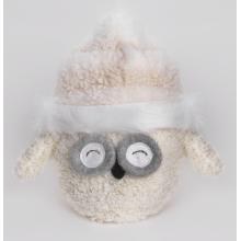 TEXTILNÁ SOVA, SEDIACA, V KLOBÚKU, BIELA