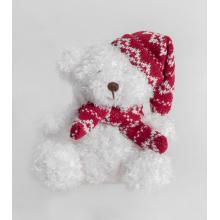 TEXTILNÝ MEDVEDÍK, SEDIACI, V BIELEJ ČIAPKE A ČERVENEJ ŠATKE