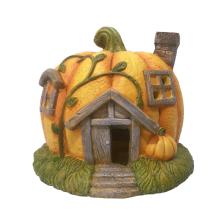 VONKAJŠÍ DOMČEK Z TEKVICE, GUĽATÝ, ORANŽOVÝ