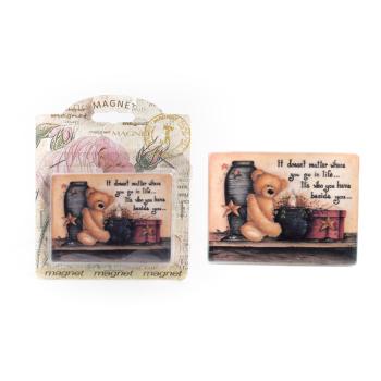 KERAMICKÁ MAGNETKA NA CHLADNIČKU S MEDVEDÍKOM A NÁPISOM