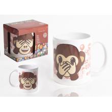 LICENCOVANÝ KERAMICKÝ HRNČEK MAKIARC V DARČEKOVEJ KRABIČKE