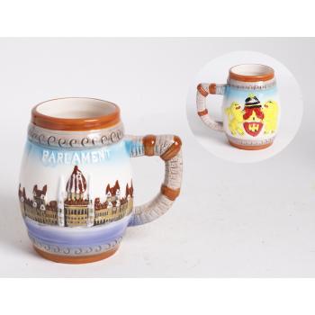 KERAMICKÝ PIVNÝ POHÁR PARLAMENT