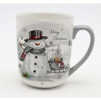 KERAMICKÝ HRNČEK S NÁPISOM "MERRY CHRISTMAS", SNEHULIAK A SANE