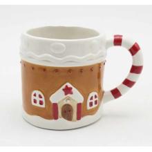 KERAMICKÝ HRNČEK, PERNÍKOVÁ CHALÚPKA, 3D VZOR