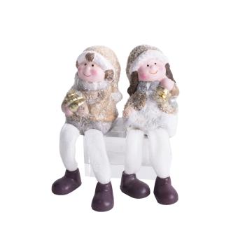 KERAMICKÉ DIEVČA, ZÁVESNÉ NOHY, BIELY ZÁVES