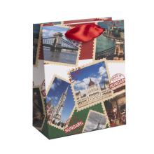 PAPIEROVÉ TAŠKY, MATNÉ, S CHLOPŇOU SO STUHOU, VYRAZENÝMI OBRÁZKAMI A NÁPISOM MADE IN HUNGARY