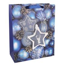 PAPIEROVÉ VRECKÁ S CHLOPŇAMI Z LESKLEJ STUHY, MODRÉ VIANOČNÉ OZDOBY A ORNAMENTY