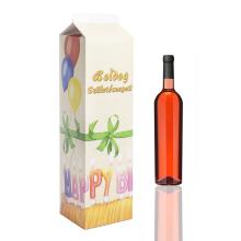 PAPIEROVÝ NÁPOJOVÝ KARTÓN, V TVARE KRABICE OD MLIEKA, "BOLDOG SZÜLETÉSNAPOT!" REKLAMA