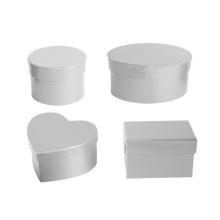 SADA PAPIEROVÝCH ŠKATULIEK, 4 KUSY, NIEKOĽKO DRUHOV, LESKLÁ STRIEBORNÁ