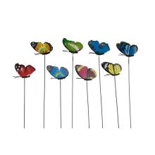 PLASTOVÝ MOTÝĽ NA PALIČKE