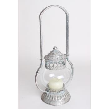 LISOVANÝ KOVOVÝ SVIETNIK S GLÓBUSOM STRIEBORNÝ