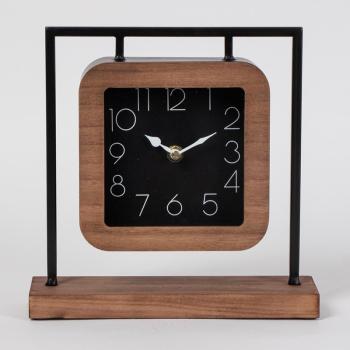 DREVENÉ HODINY S KOVOVÝM DRŽIAKOM, DREVENÝ PODSTAVEC, ČIERNOHNEDÁ FARBA