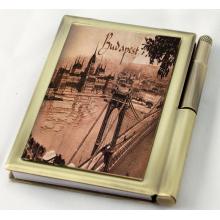 KOVOVÝ ZÁPISNÍK + PERO "BUDAPEST"