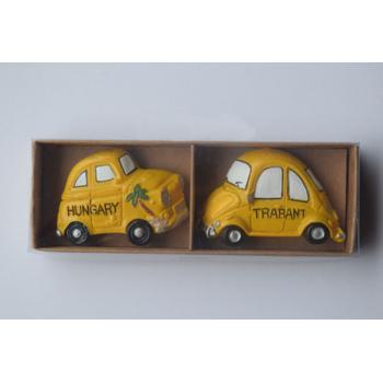 POLYRESINOVÁ SADA MAGNETIEK NA AUTÁ V DARČEKOVEJ KRABIČKE, 2 KUSY, ŽLTÁ/BIELA