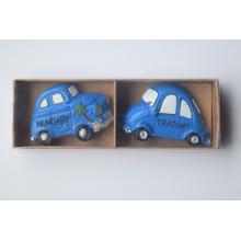 POLYRESINOVÁ SADA MAGNETIEK NA AUTÁ V DARČEKOVEJ KRABIČKE, 2 KUSY, MODRÁ/BIELA