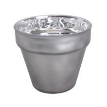 SKLENENÁ VÁZA V TVARE PÍSMENA "V" OKRÚHLA SIVÁ METALICKÁ