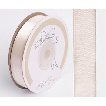 SATÉNOVÁ STUHA, KRÉMOVÁ