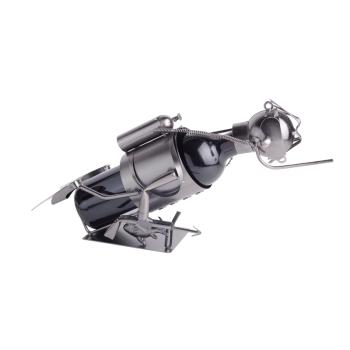 KOVOVÝ DRŽIAK NA VÍNO, POTÁPAČ