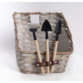 PLETENÝ ZÁVES NA STENU S PLASTOVOU PODŠÍVKOU A ZÁHRADNÝM NÁRADÍM, SIVÝ