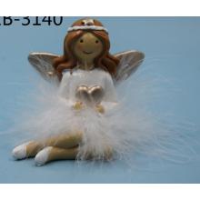 POLYRESINOVÝ ANJEL SO ZLATÝM SRDCOM A BIELYM PERÍM