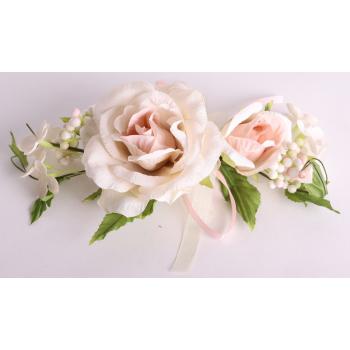 UMELÁ KVETINOVÁ RUŽA S OKRASNÝMI BOBUĽAMI, SVETLORUŽOVÁ