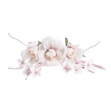 UMELÁ KVETINOVÁ RUŽA S OZDOBNÝMI LISTAMI, BIELA