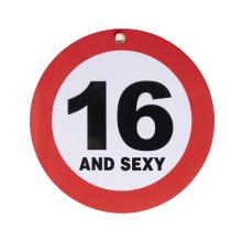 TABUĽA, NÁPIS "16 AND SEXY"