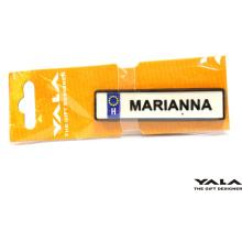 GUMOVÁ MAGNETKA NA CHLADNIČKU "MARIANNA"