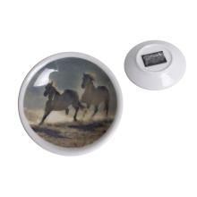 KERAMICKÁ MAGNETKA NA CHLADNIČKU, MALÝ TANIER, JAZDEC