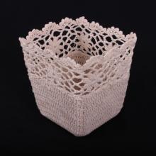 HÁČKOVANÝ ŠTVORCOVÝ KOŠÍK, BÉŽOVÝ