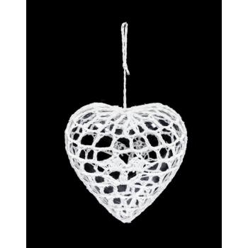 ZÁVESNÁ HÁČKOVANÁ OZDOBA, PLASTOVÉ SRDCE, BIELA