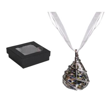 NÁHRDELNÍK ZO SKLA A KOVU "SHELL", ZELENÝ