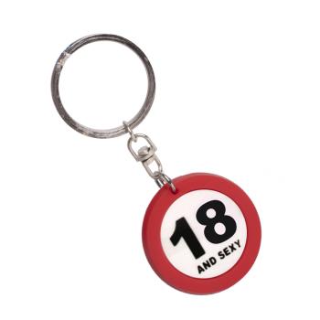 KĽÚČENKA S NÁPISOM "18 AND SEXY"