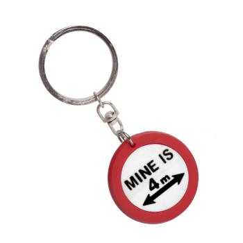 PRÍVESOK NA KĽÚČE S NÁPISOM "MINE IS 4M"