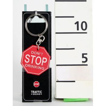 PRÍVESOK NA KĽÚČE S NÁPISOM "DONT STOP DRINKING"
