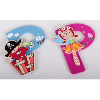 DREVENÉ PÍSMENO V MORSKOM VRECKU "P"